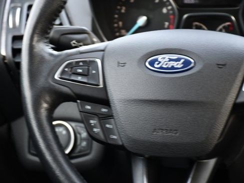 Used 2018 Ford Escape Titanium image 19