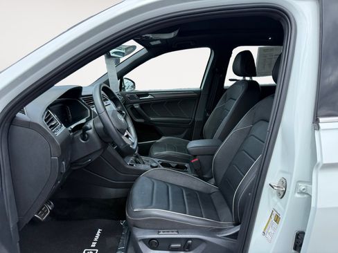 Certified 2023 Volkswagen Tiguan SEL R-Line AWD/4WD image 10
