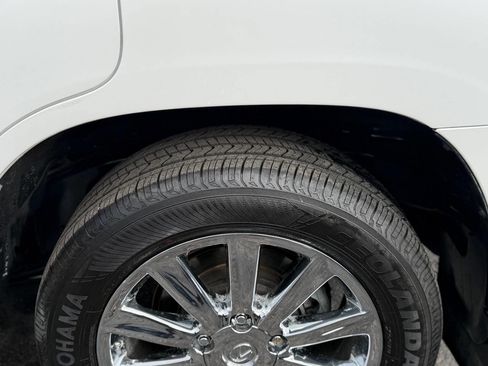 Used 2008 Lexus LX 570 4WD image 77