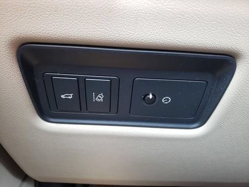 Used 2017 Land Rover Range Rover HSE AWD/4WD image 29