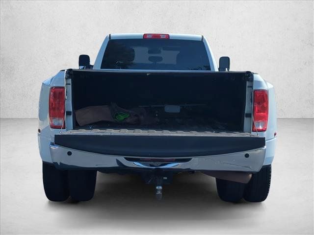 Used 2018 RAM 3500 Tradesman w/ Chrome Appearance Group AWD/4WD image 6