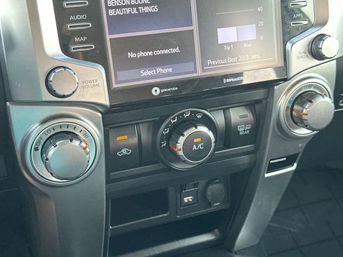 Used 2023 Toyota 4Runner TRD Sport image 18