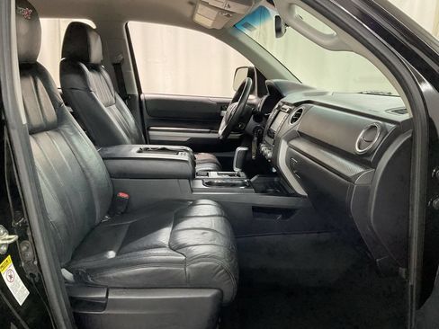 Used 2016 Toyota Tundra SR5 w/ SR5 Upgrade Package AWD/4WD image 26