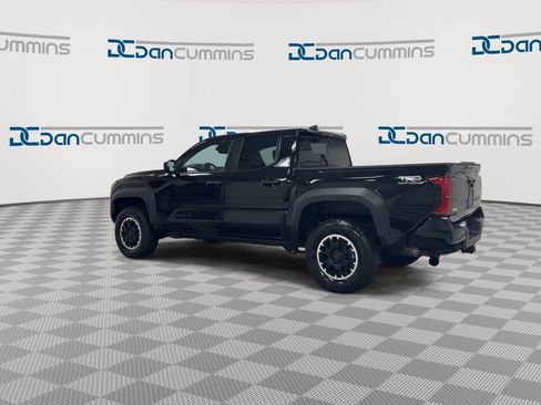Used 2024 Toyota Tacoma TRD Off-Road AWD/4WD image 6