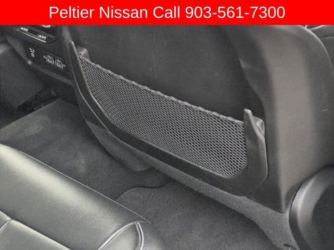 Used 2023 Jeep Grand Cherokee Limited w/ Black Appearance Package RWD image 18