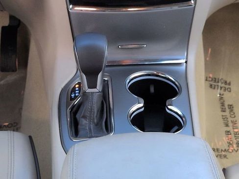 Used 2021 Jeep Grand Cherokee Overland w/ Trailer Tow Group IV image 19