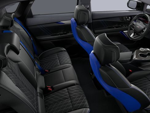 New 2026 Cadillac Optiq V w/ Magnus Launch Edition AWD/4WD image 41