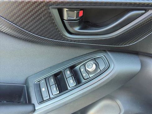 Used 2021 Subaru Crosstrek 2.0i Premium w/ Moonroof Package image 8