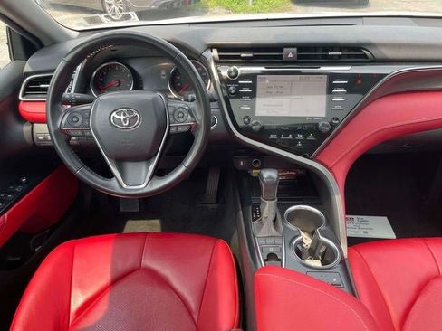 Used 2020 Toyota Camry XSE FWD image 14