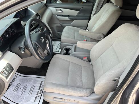 Used 2017 Honda Odyssey SE image 11