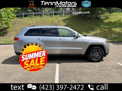 Used 2019 Jeep Grand Cherokee Limited AWD/4WD image 1