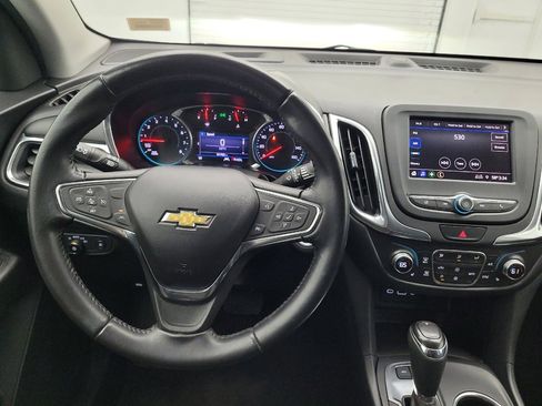 Used 2020 Chevrolet Equinox LT AWD/4WD image 22