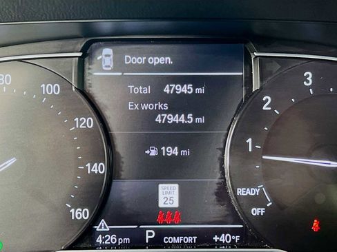 Used 2021 BMW 330i xDrive 330i xDrive w/ Convenience Package image 12