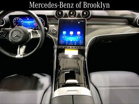 Used 2026 Mercedes-Benz GLC 300 4MATIC image 15