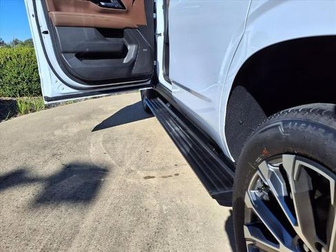 New 2026 Chevrolet Tahoe High Country image 8