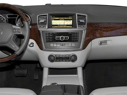 Used 2012 Mercedes-Benz ML 350 BlueTEC 4MATIC image 10