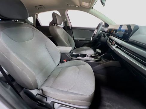 Certified 2025 Kia K4 FWD image 27