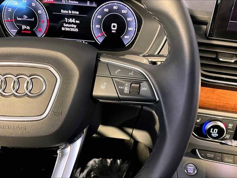 Used 2023 Audi Q5 2.0T Premium Plus w/ Premium Plus Package image 24