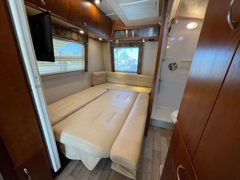 Used 2013 Mercedes-Benz Sprinter 3500 image 34