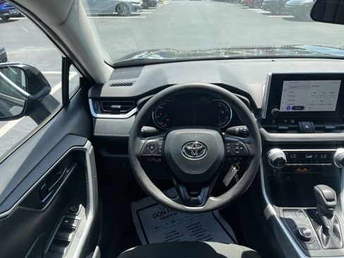 Used 2024 Toyota RAV4 LE AWD/4WD image 20