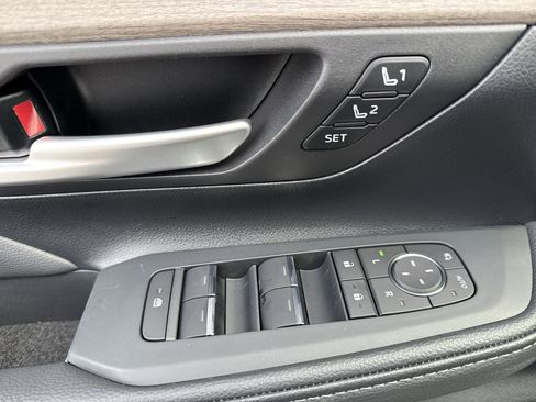 New 2026 Toyota Grand Highlander Limited image 14