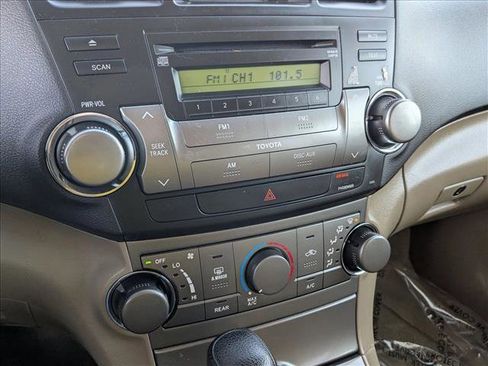 Used 2010 Toyota Highlander 2WD image 13
