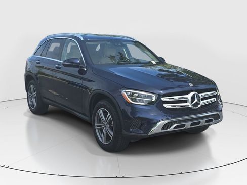 Certified 2022 Mercedes-Benz GLC 300 image 3