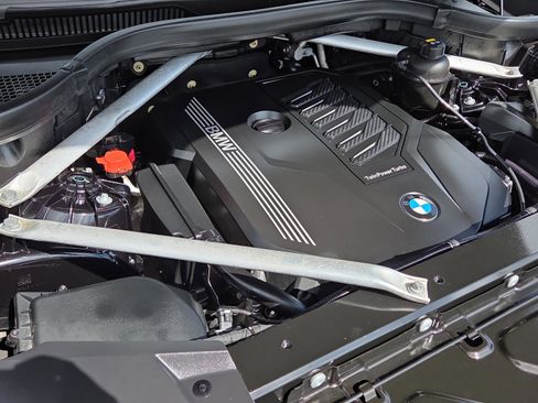 Used 2019 BMW X5 xDrive40i w/ Premium Package 2 image 29