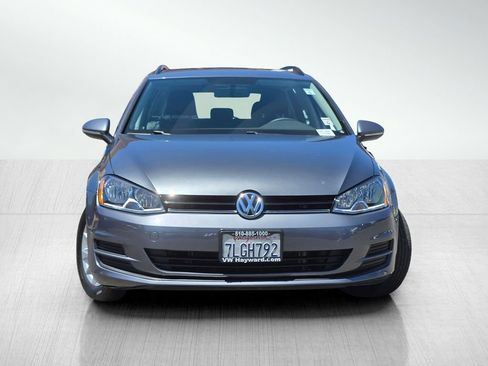 Used 2015 Volkswagen Golf S FWD image 3