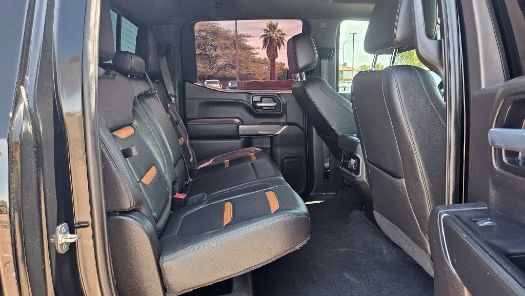 Used 2021 GMC Sierra 1500 AT4 w/ AT4 Premium Package AWD/4WD image 20