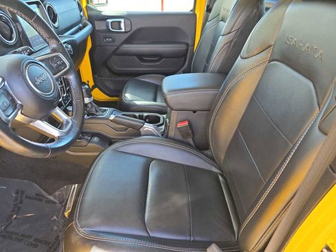 Used 2021 Jeep Wrangler Unlimited Sahara image 15