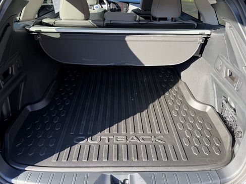 Used 2025 Subaru Outback Premium w/ Popular Package #1 image 33