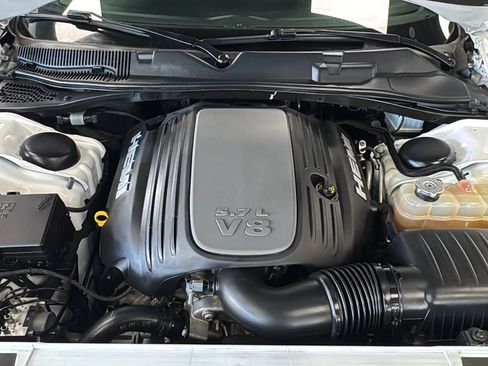 Used 2019 Dodge Challenger R/T w/ Driver Convenience Group RWD image 37
