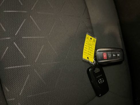 Certified 2024 Toyota RAV4 XLE image 27