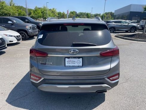 Used 2019 Hyundai Santa Fe SEL image 3