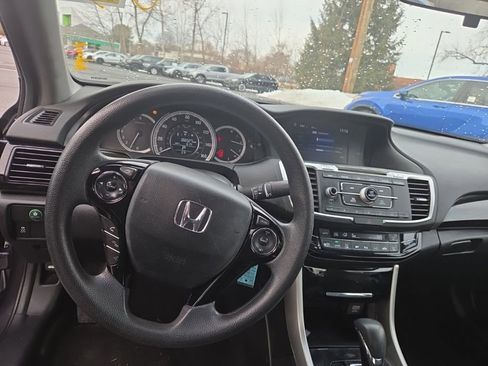 Used 2016 Honda Accord LX image 13