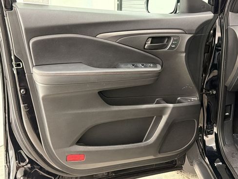 Used 2023 Honda Passport TrailSport image 27