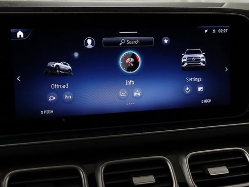 Used 2024 Mercedes-Benz GLE 350 4MATIC w/ Driver Assistance Package image 19