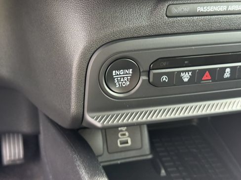 Certified 2025 Ford Bronco Sport Outer Banks w/ Outer Banks Tech Package+ AWD/4WD image 37