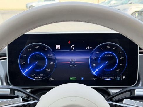 Used 2022 Mercedes-Benz EQS 450+ Sedan image 11