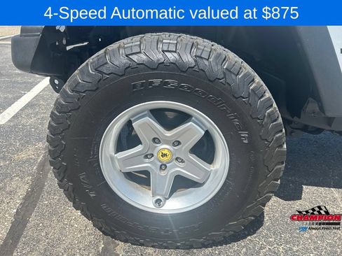 Used 2011 Jeep Wrangler Unlimited Sport AWD/4WD image 3