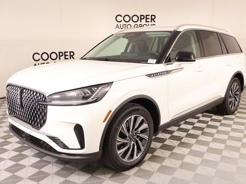 New 2026 Lincoln Aviator AWD image 10
