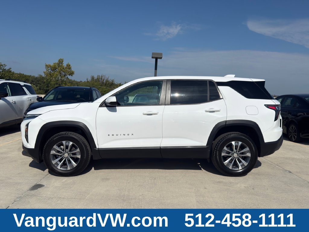 Used 2026 Chevrolet Equinox LT AWD/4WD image 4