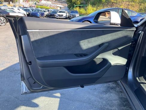 Used 2024 Tesla Model 3 Performance AWD/4WD image 25