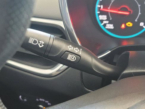 Used 2020 Chevrolet Equinox LS w/ LS Convenience Package image 17