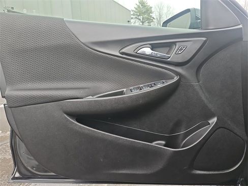 Used 2024 Chevrolet Malibu LS image 29