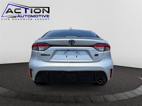 Used 2023 Toyota Corolla SE image 7
