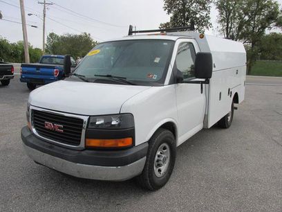 Used 2006 GMC Savana 3500 w/ Chrome Appearance Package