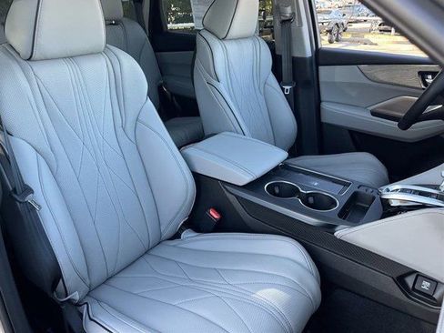 New 2026 Acura MDX SH-AWD Advance Package image 30