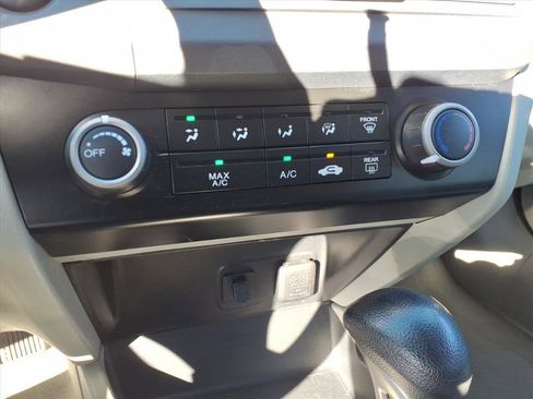 Used 2012 Honda Civic LX image 22